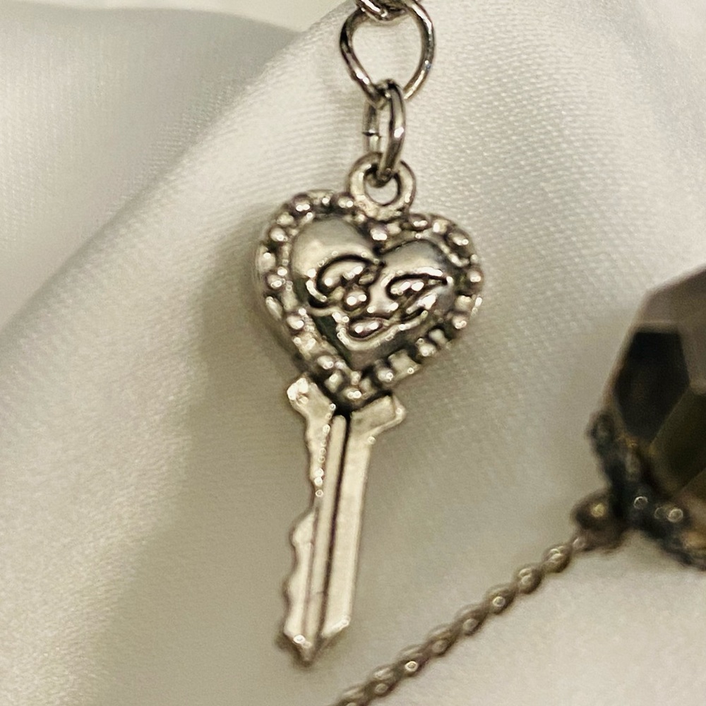 Betsey Johnson Layered Necklace - Picture 2 of 3